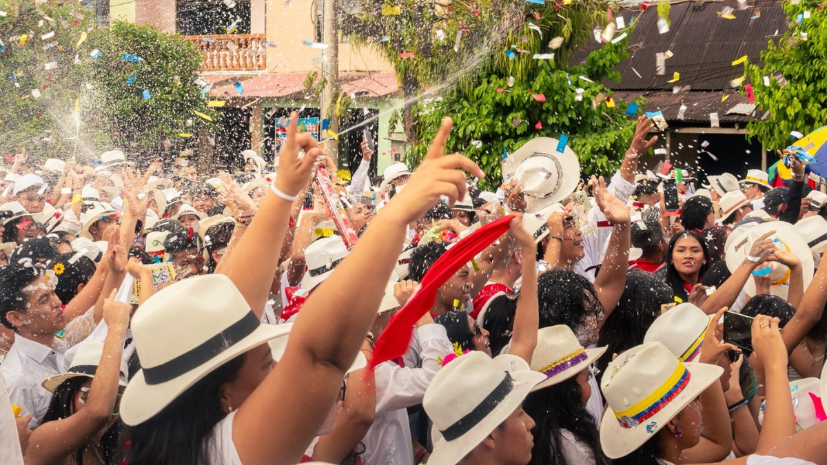 Festa de San Pedro arrasta multidão às ruas de Letícia e celebra tradição da tríplice fronteira